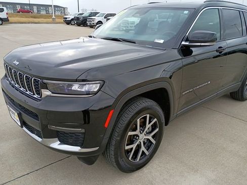 Used 2024 Jeep Grand Cherokee L Limited w/ Luxury Tech Group II image 25