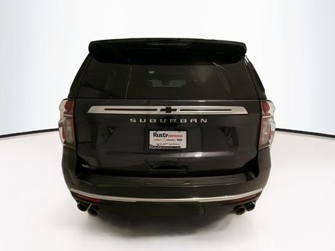 Used 2024 Chevrolet Suburban High Country image 6
