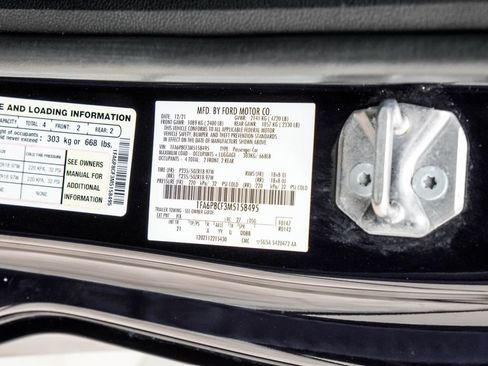 Used 2021 Ford Mustang GT RWD image 36