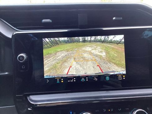 Used 2022 GMC Sierra 1500 AT4X image 29