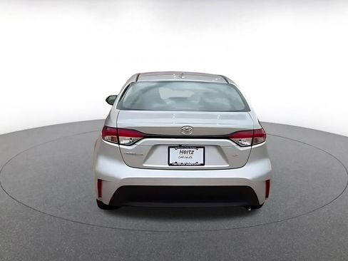 Used 2025 Toyota Corolla LE image 11