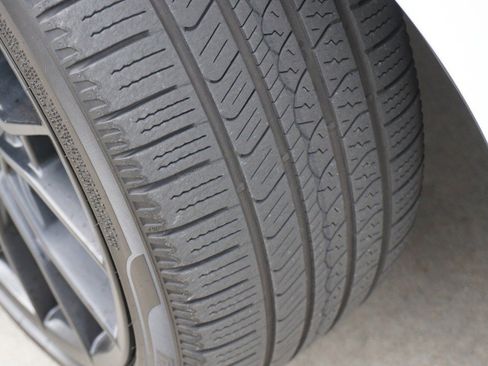 Used 2020 Toyota Avalon TRD image 10