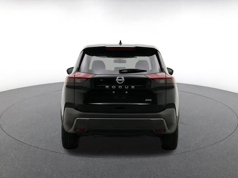 Used 2025 Nissan Rogue SV FWD image 8