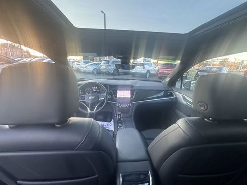 Used 2023 Cadillac XT6 Premium Luxury w/ Technology Package AWD/4WD image 21