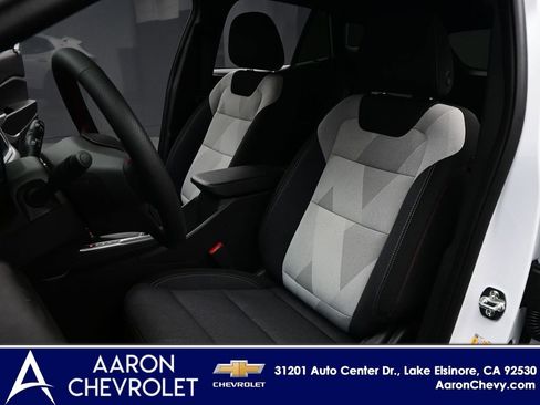 New 2026 Chevrolet Trax RS w/ Driver Confidence Package image 8