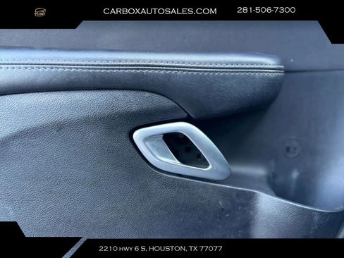 Used 2019 Dodge Challenger SXT w/ Blacktop Package RWD image 21