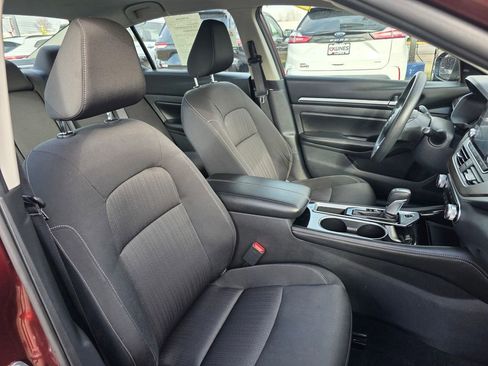 Used 2023 Nissan Altima 2.5 SV image 41