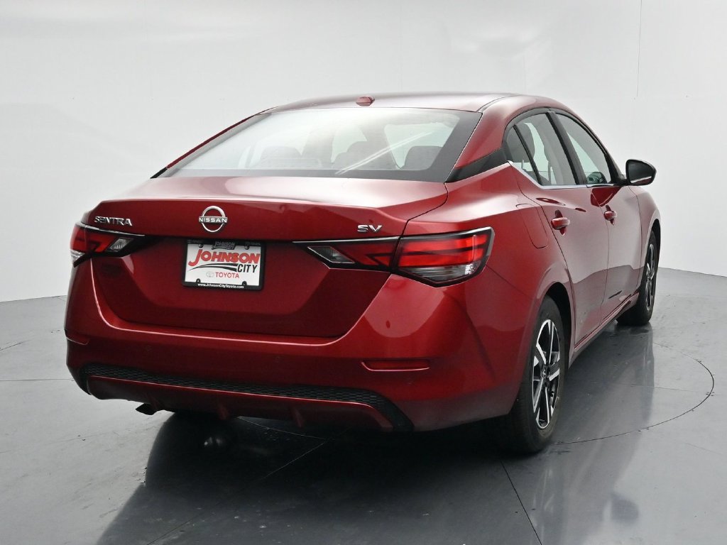 Used 2024 Nissan Sentra SV FWD image 6