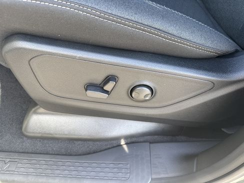 New 2026 RAM 1500 Big Horn w/ Night Edition image 12