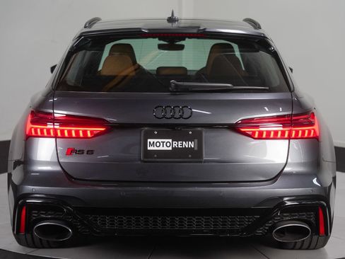 Used 2022 Audi RS 6 w/ Executive Package AWD/4WD image 8