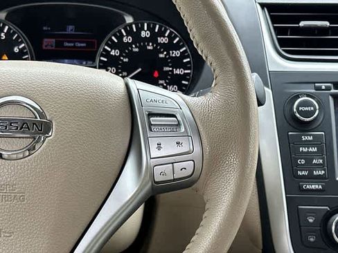 Used 2016 Nissan Altima 2.5 SL w/ 2.5 Technology Package FWD image 10