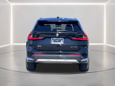 Used 2025 BMW X1 xDrive28i w/ Convenience Package image 29