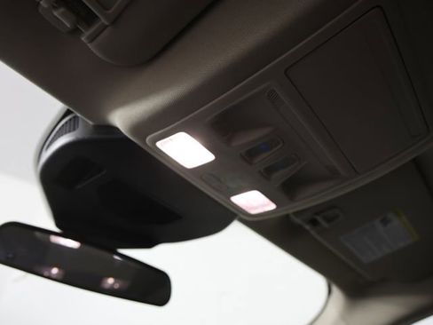 Used 2020 Ford Escape SEL image 9