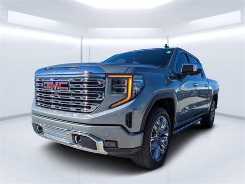 Used 2024 GMC Sierra 1500 Denali w/ Denali Reserve Package image 7