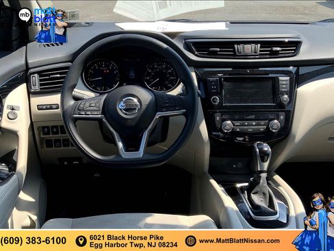 Used 2020 Nissan Rogue Sport SV AWD/4WD image 4
