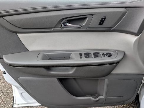 Used 2016 GMC Acadia SLT FWD image 20