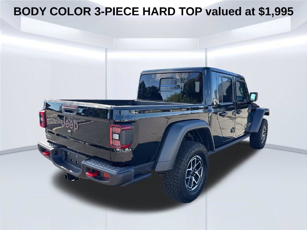 Used 2025 Jeep Gladiator Rubicon AWD/4WD image 4