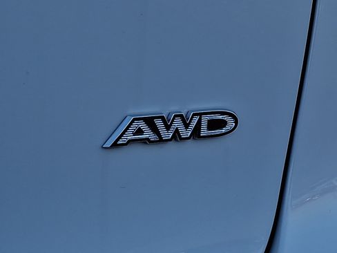 Used 2026 Chrysler Pacifica Select AWD/4WD image 19