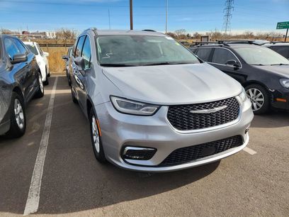 Used 2021 Chrysler Pacifica Touring-L