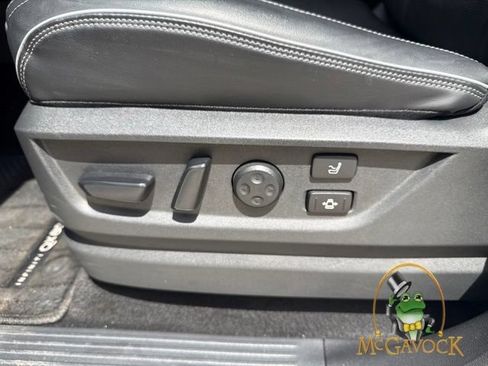 Used 2025 INFINITI QX80 Sensory AWD/4WD image 27