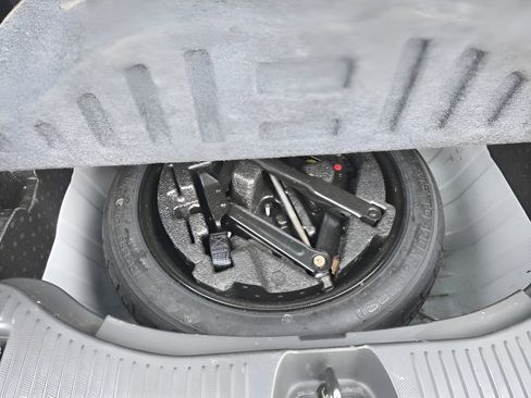 Used 2020 Chevrolet Trax LS w/ Tint and Cruise Package image 30