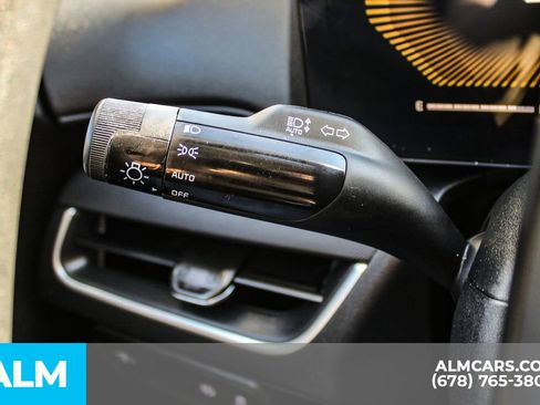 Used 2025 Kia K4 LXS image 25