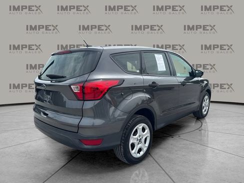 Used 2019 Ford Escape S FWD image 3