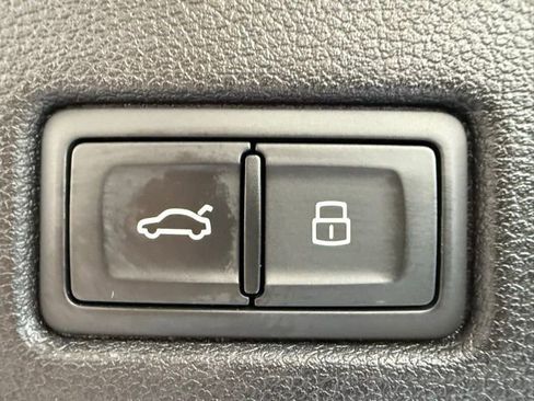 Used 2022 Audi A5 2.0T Premium Plus w/ Premium Plus image 14