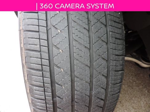 Used 2025 Nissan Pathfinder Platinum w/ Cargo Package FWD image 14