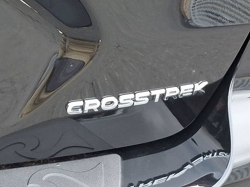 Used 2025 Subaru Crosstrek 2.5i Premium AWD/4WD image 30