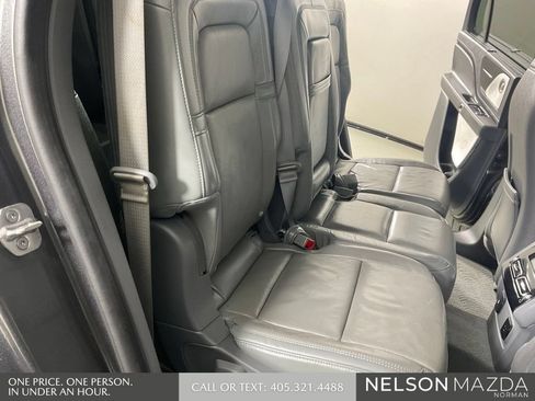 Used 2020 Lincoln Aviator Reserve w/ Equipment Group 202A AWD/4WD image 30