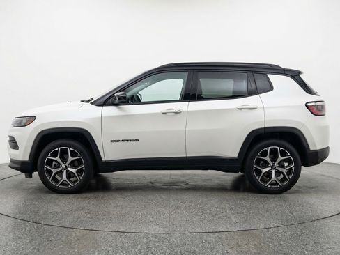 Used 2025 Jeep Compass Limited AWD/4WD image 5