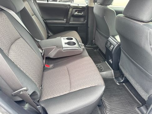Used 2024 Toyota 4Runner TRD Off-Road AWD/4WD image 19