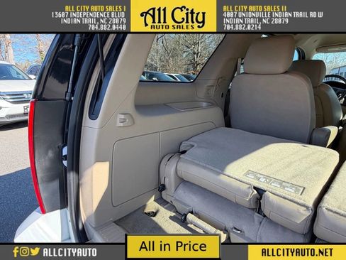 Used 2011 GMC Yukon SLT w/ SLT-2 Equipment Package image 29