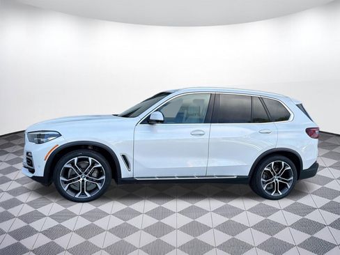Used 2021 BMW X5 sDrive40i w/ Premium Package 2 RWD image 2