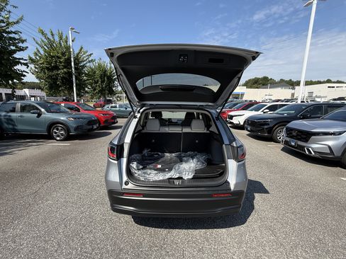 New 2026 Honda HR-V LX image 31