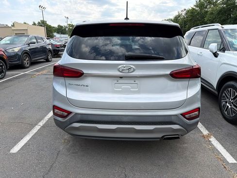 Used 2020 Hyundai Santa Fe SE FWD image 6
