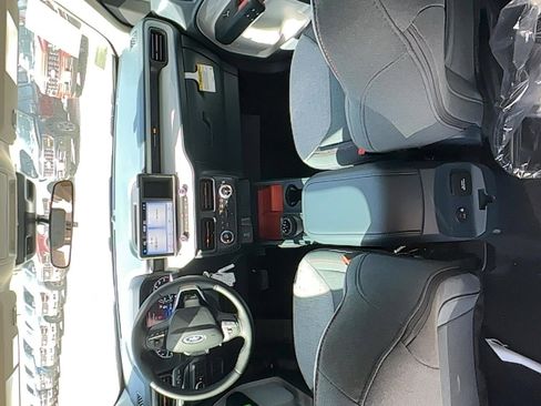 New 2024 Ford Maverick XLT w/ XLT Luxury Package image 11