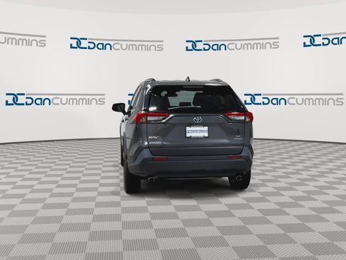 Used 2023 Toyota RAV4 LE AWD/4WD image 8