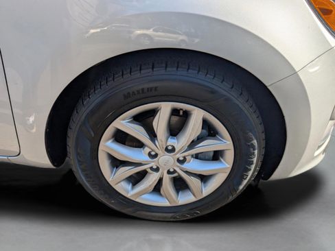 Used 2021 Kia Sedona EX image 31