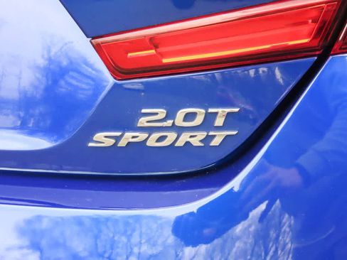 Certified 2018 Honda Accord Sport image 8