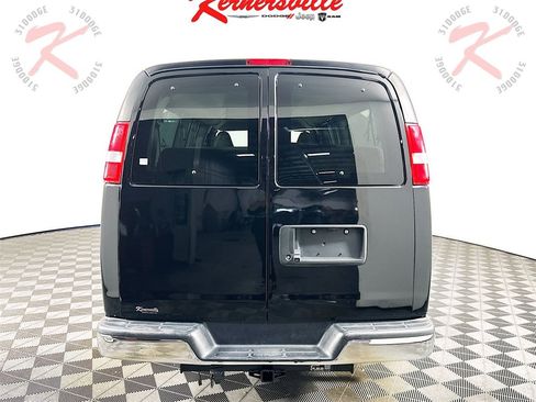 Used 2020 Chevrolet Express 3500 LT w/ LT Preferred Equipment Group image 6