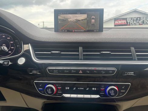 Used 2019 Audi Q7 3.0T Prestige w/ Prestige Package AWD/4WD image 22