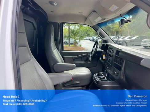 Used 2023 GMC Savana 2500 Extended w/ Driver Convenience Package RWD image 20