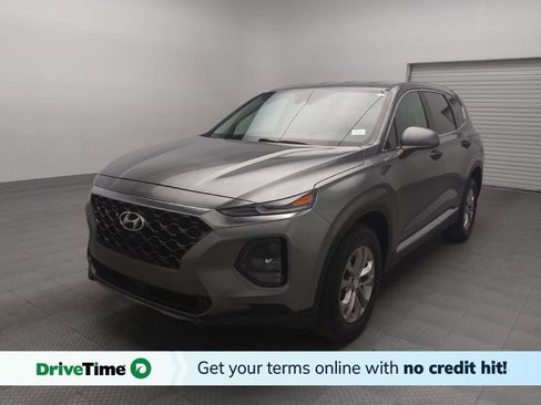 Used 2019 Hyundai Santa Fe SE image 1