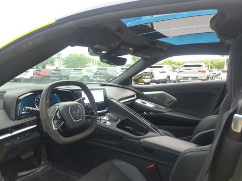 Used 2023 Chevrolet Corvette Stingray Preferred Cpe w/ Z51 Performance Package RWD image 10