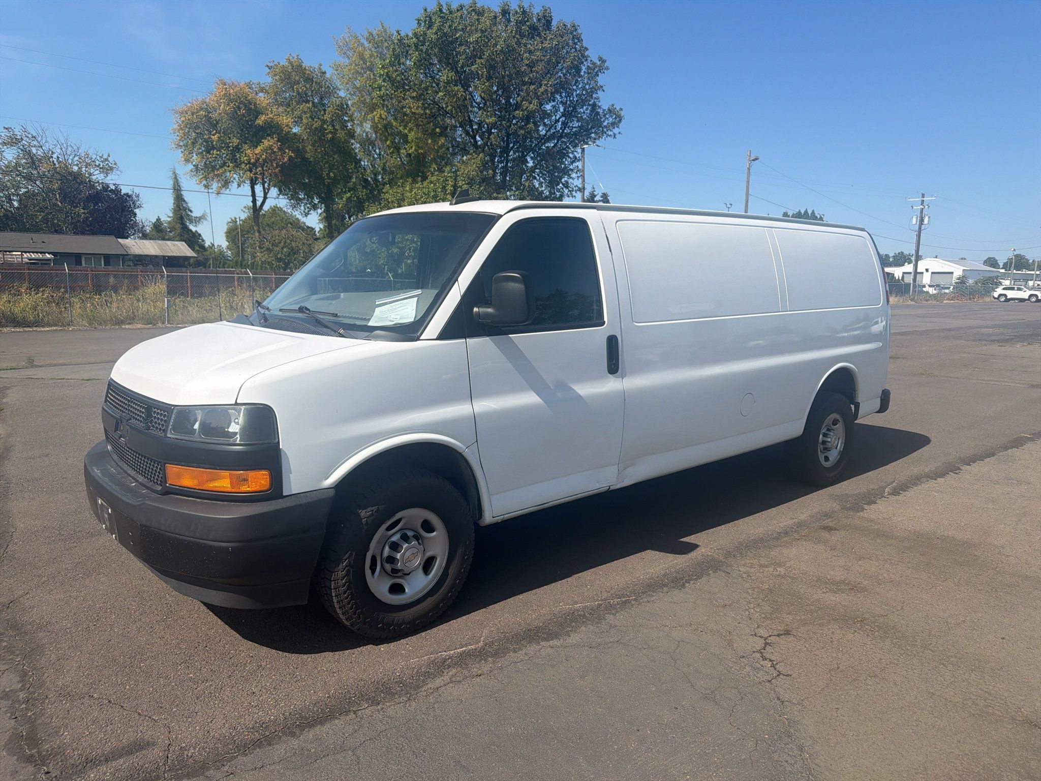 Used 2022 Chevrolet Express 2500 Extended w/ Driver Convenience Package RWD image 4