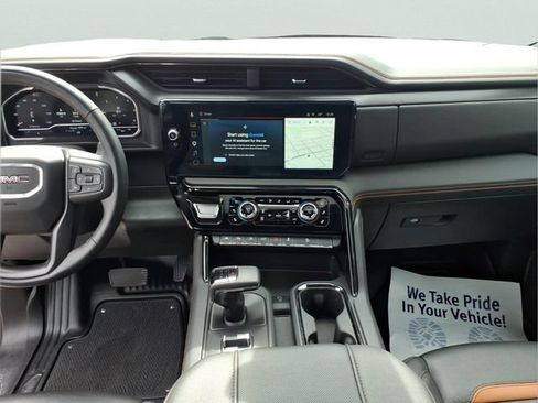 Used 2025 GMC Sierra 1500 AT4 w/ AT4 Premium Package AWD/4WD image 12