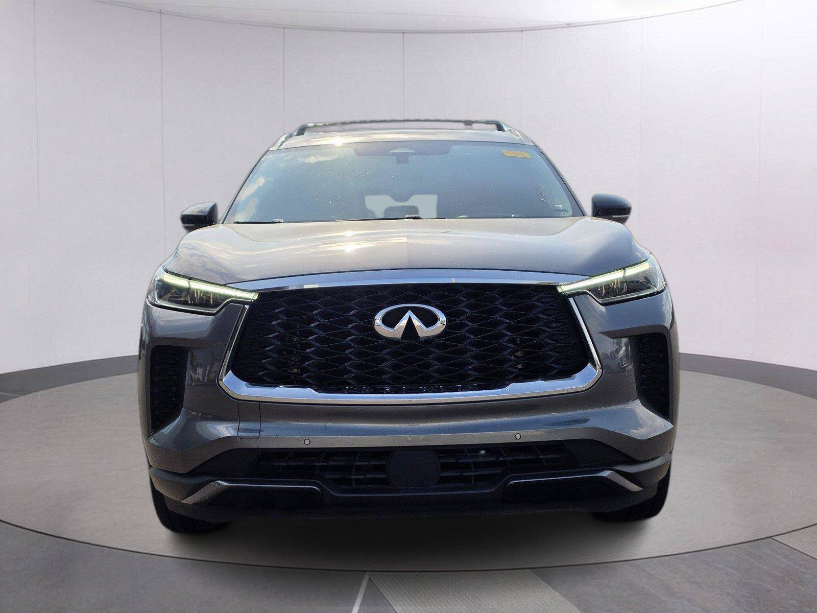 Used 2023 INFINITI QX60 Sensory w/ Vision Package FWD image 8