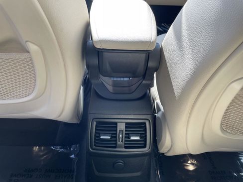 Used 2017 BMW X1 xDrive28i AWD/4WD image 23